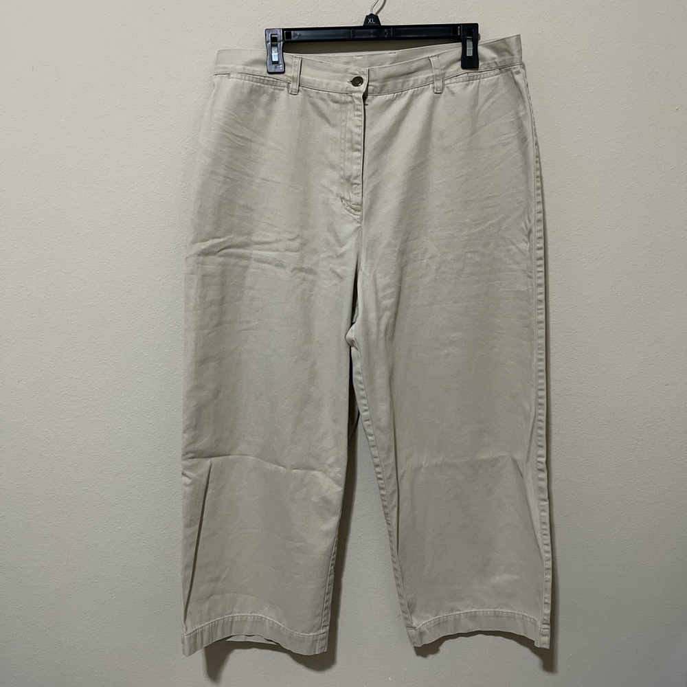 vintage high-waisted cream jny capris wide leg